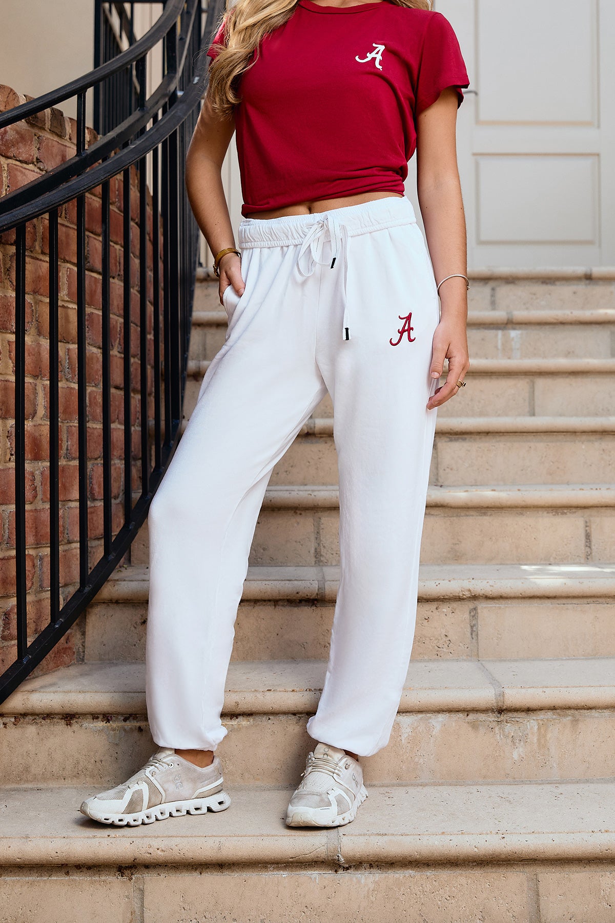 Jogging en molleton le plus doux avec logo blanc