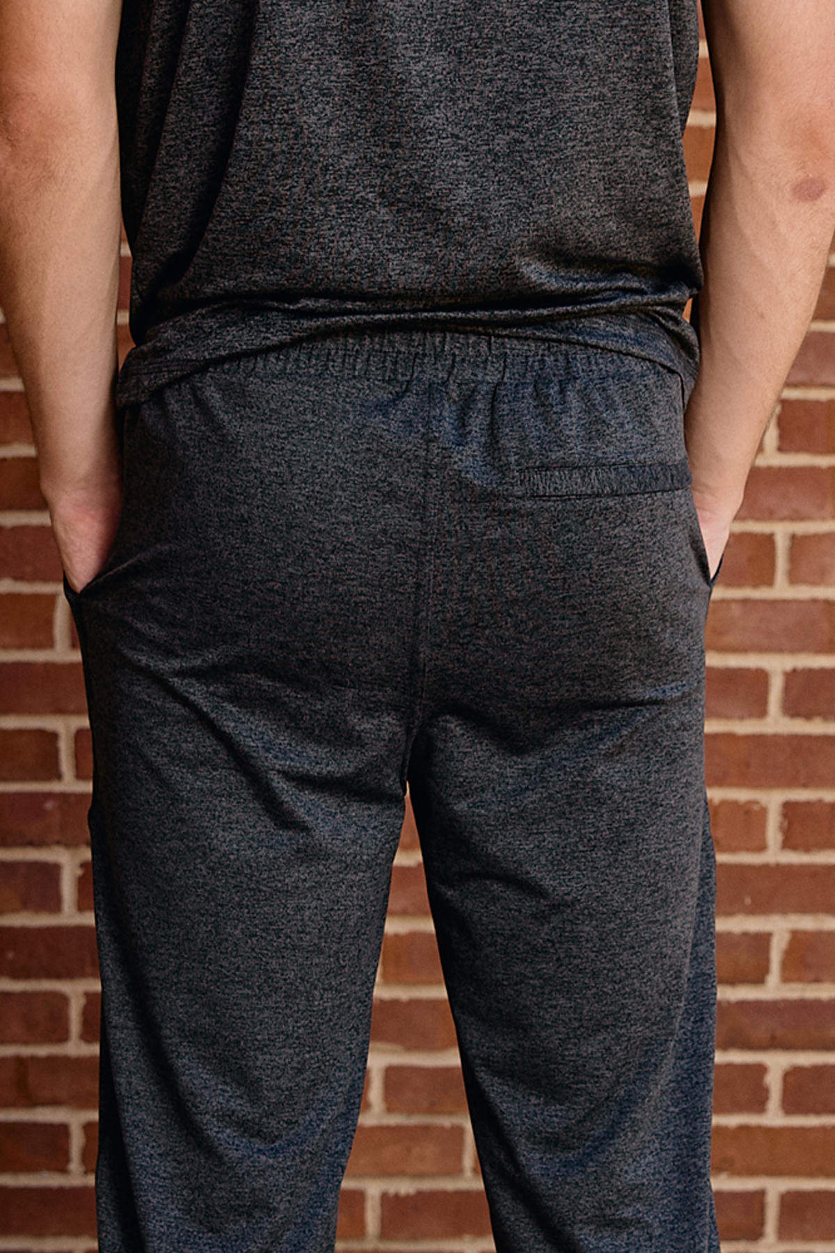 Logo ReLux Jogger Mens in Charcoal