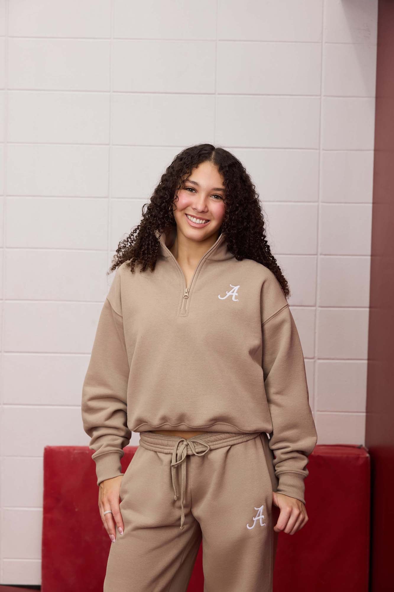 Logo Sueded Fleece Quarter Zip Sweatshirt in Desert Khaki
